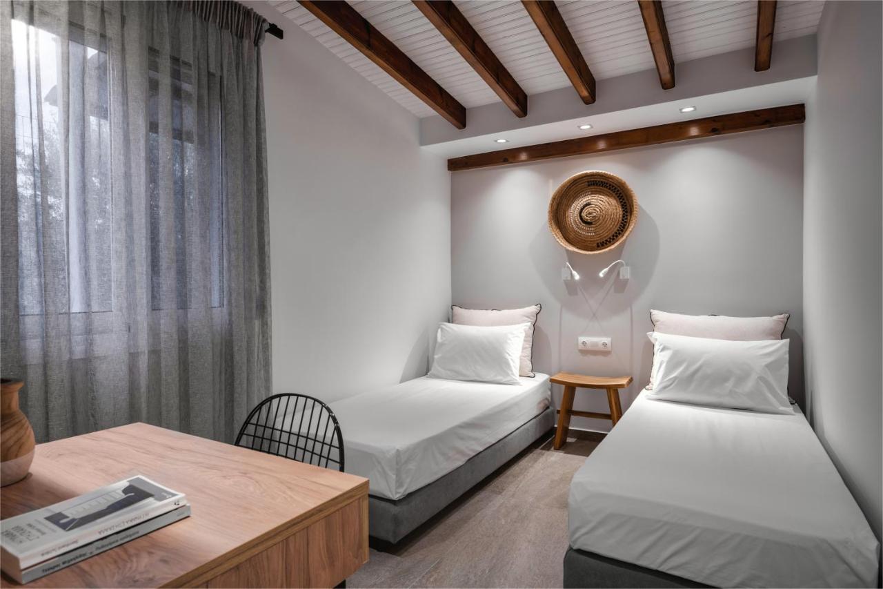 Coel Luxury Suites By Rentalspro Services - Potidea Halkidiki Nea Poteidaia Ngoại thất bức ảnh