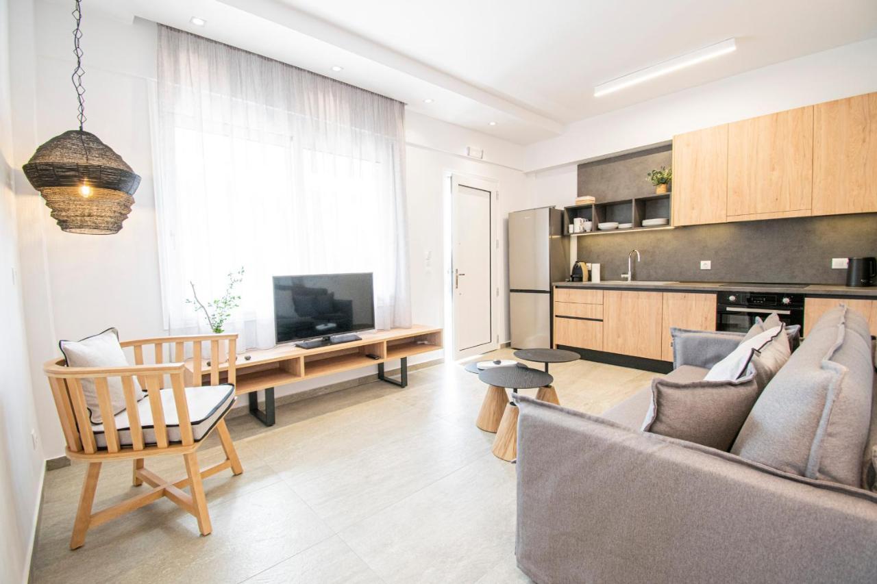 Coel Luxury Suites By Rentalspro Services - Potidea Halkidiki Nea Poteidaia Ngoại thất bức ảnh