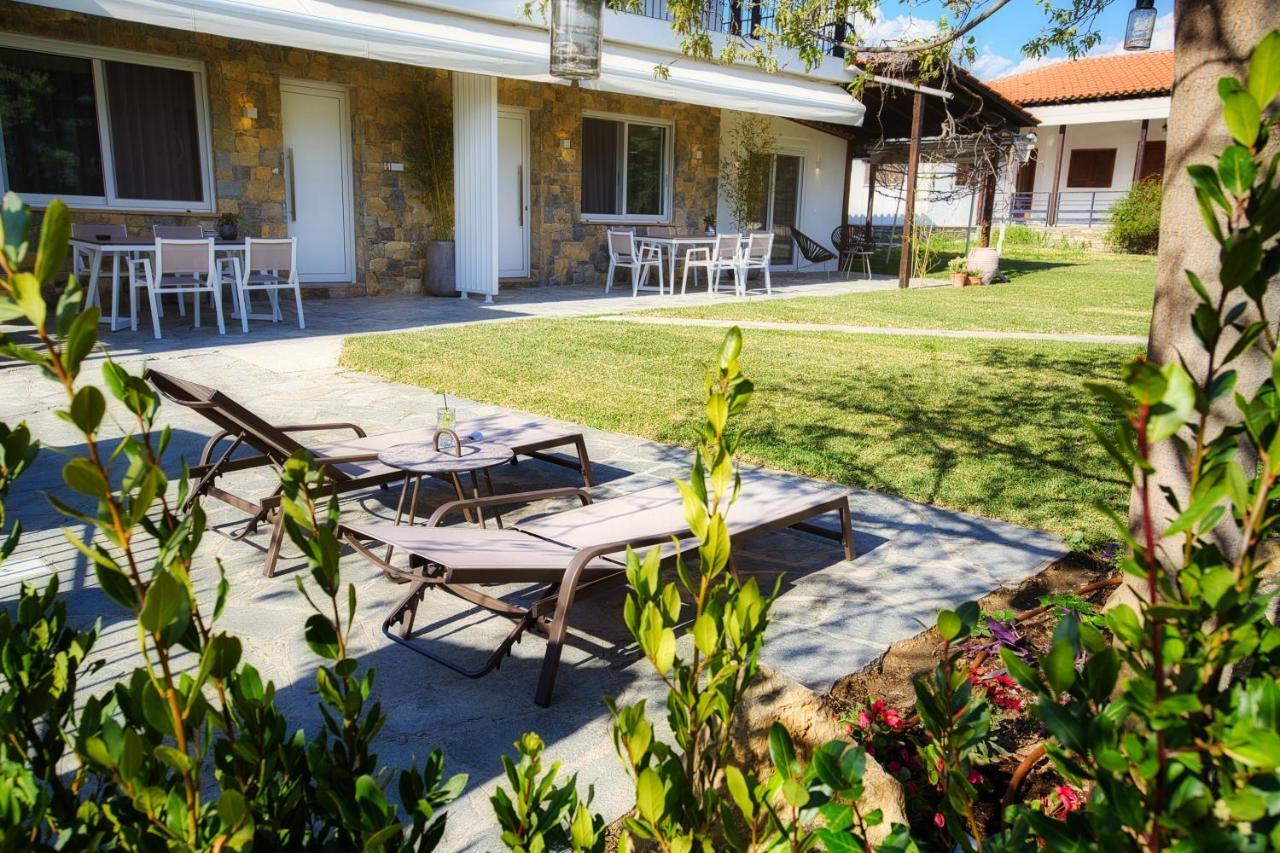 Coel Luxury Suites By Rentalspro Services - Potidea Halkidiki Nea Poteidaia Ngoại thất bức ảnh